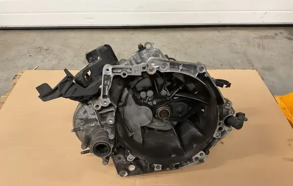 Opel Mokka B Manual 6 speed gearbox 