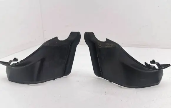 Rear/tail light trim molding
