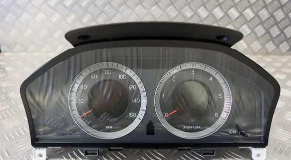 Volvo XC60 Speedometer (instrument cluster) 31270370 31270370AA 36002203