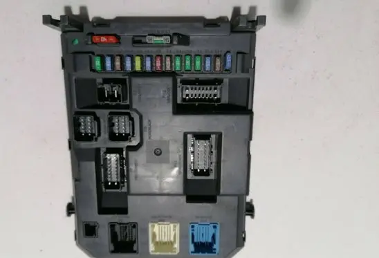 Citroen C3 Fuse box cover 20090122 22661F01 10220323