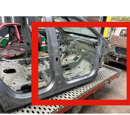 Peugeot 3008 III Pillar (middle) 