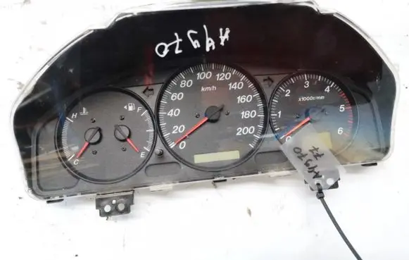 Mazda MPV Speedometer (instrument cluster) ld6355430 157510-7500