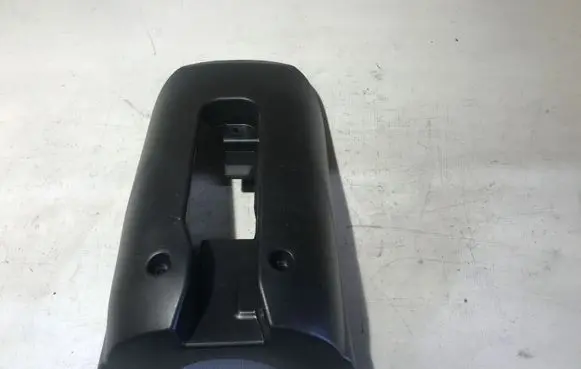 Steering wheel column trim