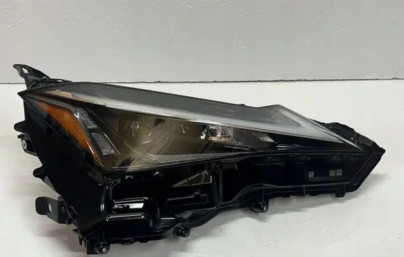 Lexus UX Headlight/headlamp