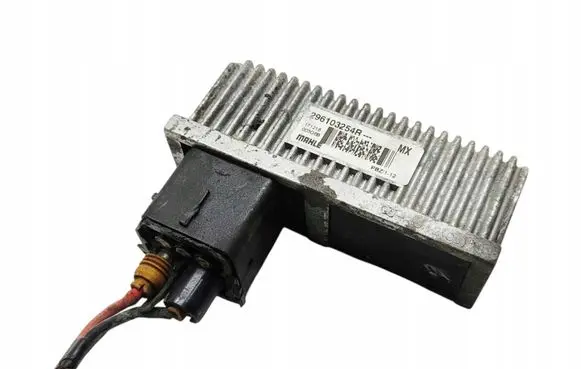 Renault Zoe Glow plug pre-heat relay 296103254R