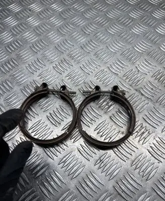 Maserati Ghibli Muffler pipe connector clamp