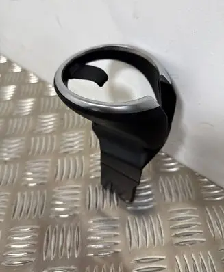BMW X1 E84 Cup holder front 
