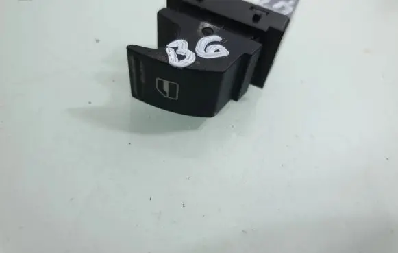 Volkswagen PASSAT B6 Electric window control switch 7L6959855B