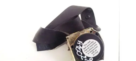 Mini One - Cooper R50 - 53 Front seatbelt 1505914