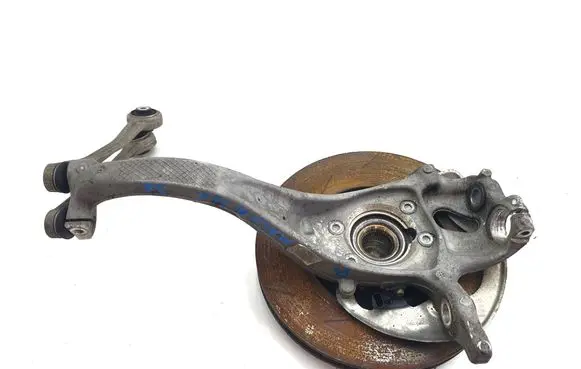Porsche Macan (95B) Front wheel hub spindle knuckle 