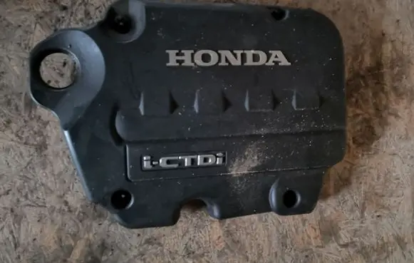 Honda CR-V Engine cover (trim)