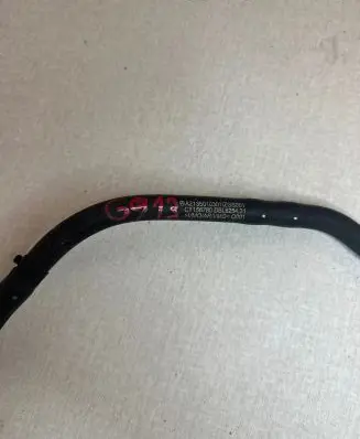 Mercedes-Benz CLS C257 Engine coolant pipe/hose a2135010301