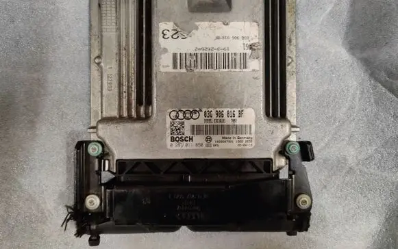 Audi A6 S6 C6 4F Engine control unit/module 03G906016BF 0281011850 1039S07901