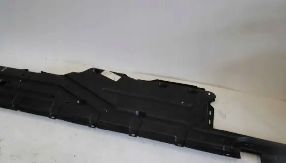 Mercedes-Benz R W251 Side bottom protection A2516190338