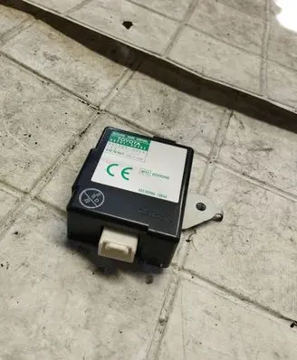 Toyota RAV 4 (XA20) Door central lock control unit/module 8974142151 2513000060
