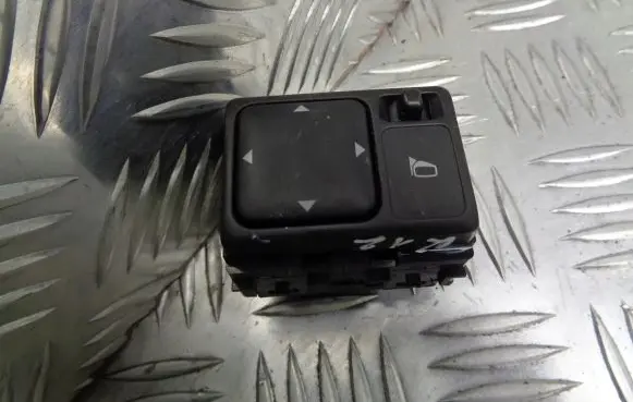 Nissan Micra Wing mirror switch