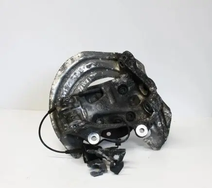 BMW 2 F22 F23 Front wheel hub 6792285