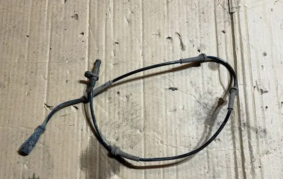 Land Rover Range Rover Velar ABS wheel speed sensor L560