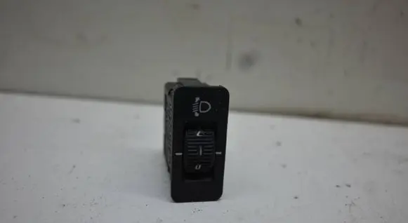 BMW 5 E39 Headlight level height control switch 8360460