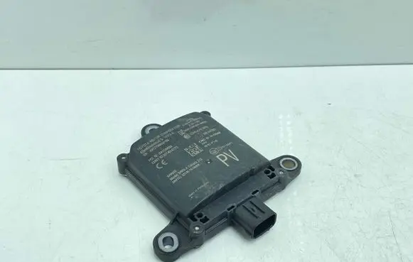 Toyota Prius Prime Blind spot module 8816247040 2014DJ5772 10R047527
