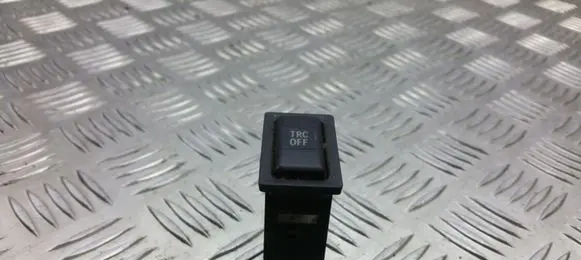 Traction control (ASR) switch