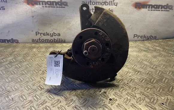 Iveco Daily 30.8 - 9 Front wheel hub