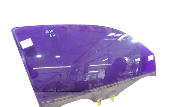 Nissan Micra Front door window glass four-door 