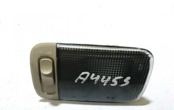 Subaru B9 Tribeca Rear seat light