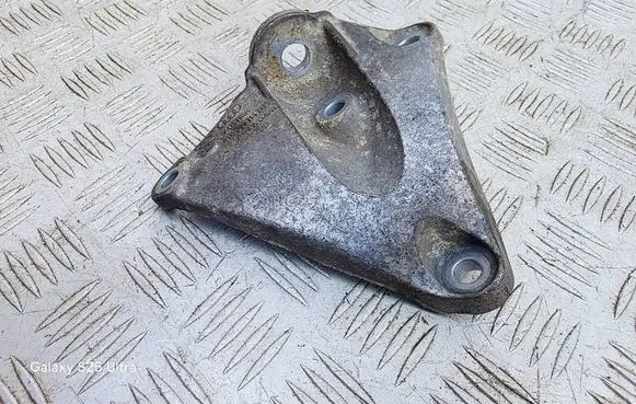Audi A8 S8 D3 4E Gearbox mounting bracket 4E0399114BH