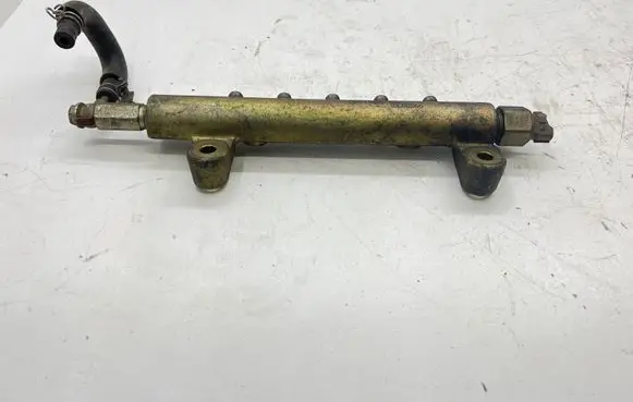 Nissan Almera Tino Fuel main line pipe 90202866