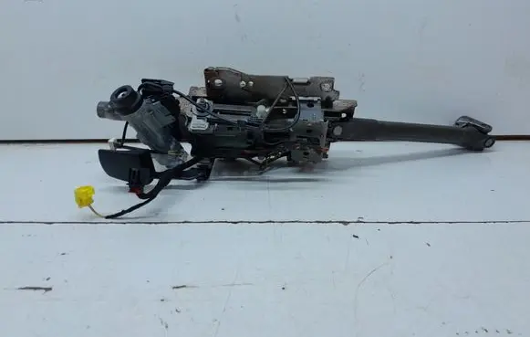Volkswagen Touran II Steering wheel axle set 1K0953527C