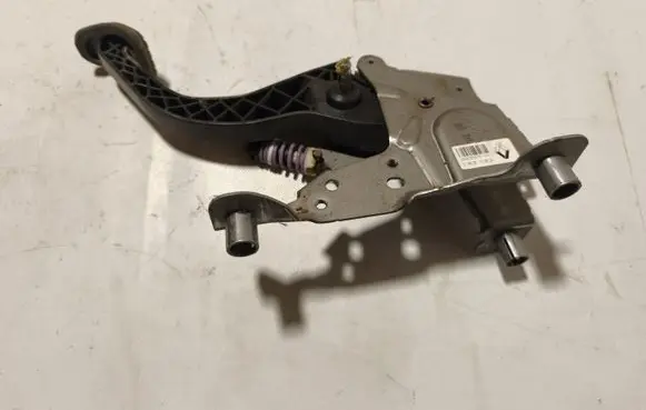 Renault Megane IV Clutch pedal 465036597R