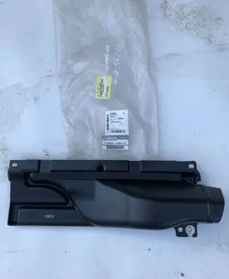 Infiniti FX Air intake duct part 16554AM61A