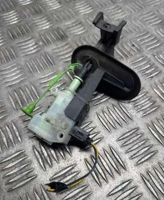 Volvo XC60 Fuel tank cap lock 861311 86113136