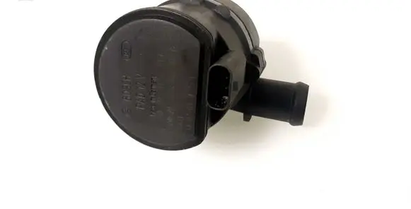 Volkswagen PASSAT B8 Electric auxiliary coolant/water pump 5C0965567A
