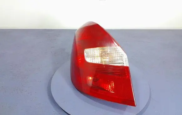 Skoda Fabia Mk2 (5J) Rear/tail lights 08-665-1914L