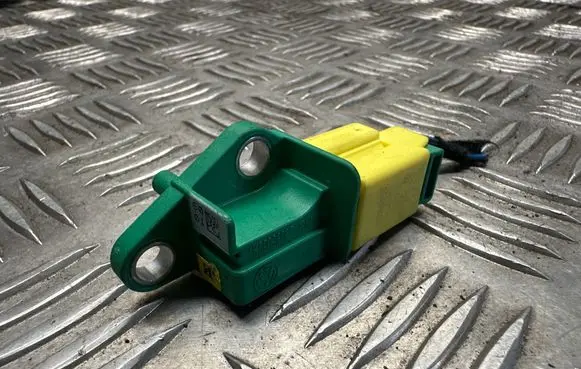 Audi Q5 SQ5 Airbag deployment crash/impact sensor 1K0909606C