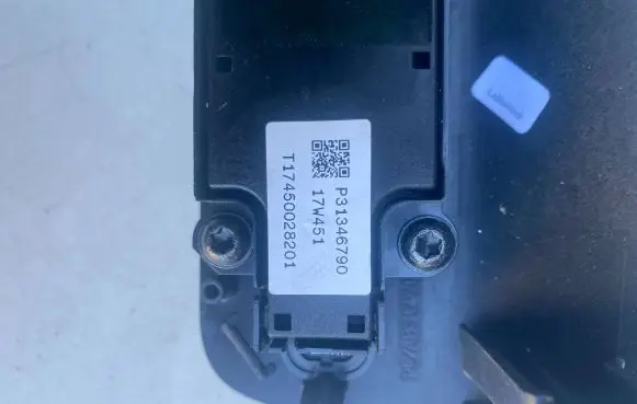 Volvo XC90 Head unit multimedia control P31346790 17W451 T17450028201
