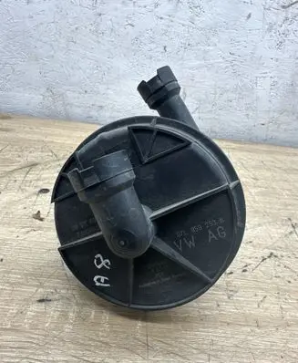 Audi A8 S8 D4 4H Secondary air pump 70126704 07E959231C
