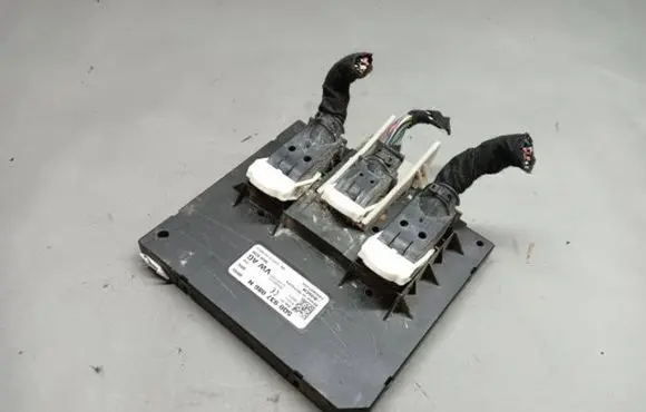 Volkswagen Golf VII Comfort/convenience module 5Q0937086N D090016 F005V01454