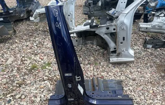 Volkswagen PASSAT B8 Pillar (middle) 