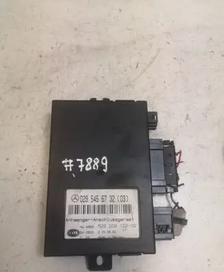 Mercedes-Benz C W203 Tow bar trailer control unit/module 0295456732 A0295456732