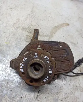 Opel Meriva A Front wheel hub
