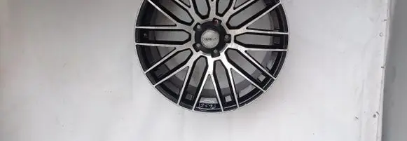 Audi Q7 4L R22 alloy rim