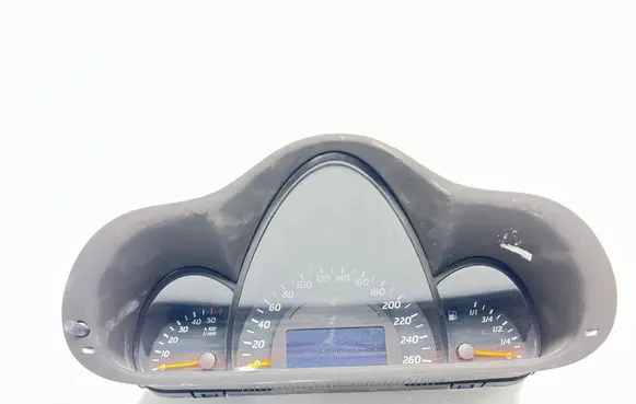 Mercedes-Benz C W203 Speedometer (instrument cluster) A2035404247