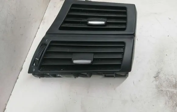 BMW X5 E70 Dashboard side air vent grill/cover trim 716180404 773201 011780002