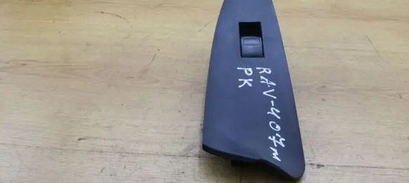 Toyota RAV 4 (XA30) Electric window control switch 7423242060
