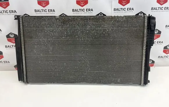 BMW 3 F30 F35 F31 Coolant radiator 7600523 M151760B 15272311