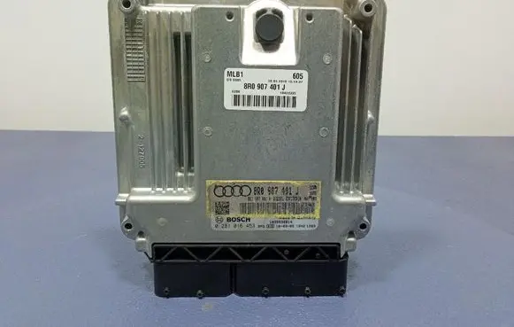 Audi Q5 SQ5 Engine control unit/module ECU 8R0907401J