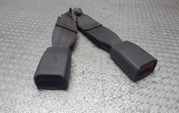 KIA Sorento Rear seatbelt buckle